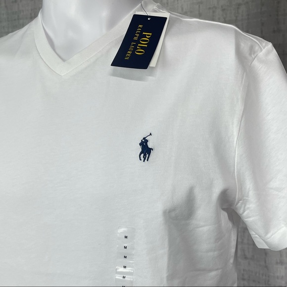 NWT SET Polo Ralph Lauren Vneck T-shirt and Sweat Shorts Size Medium - Picture 3 of 12
